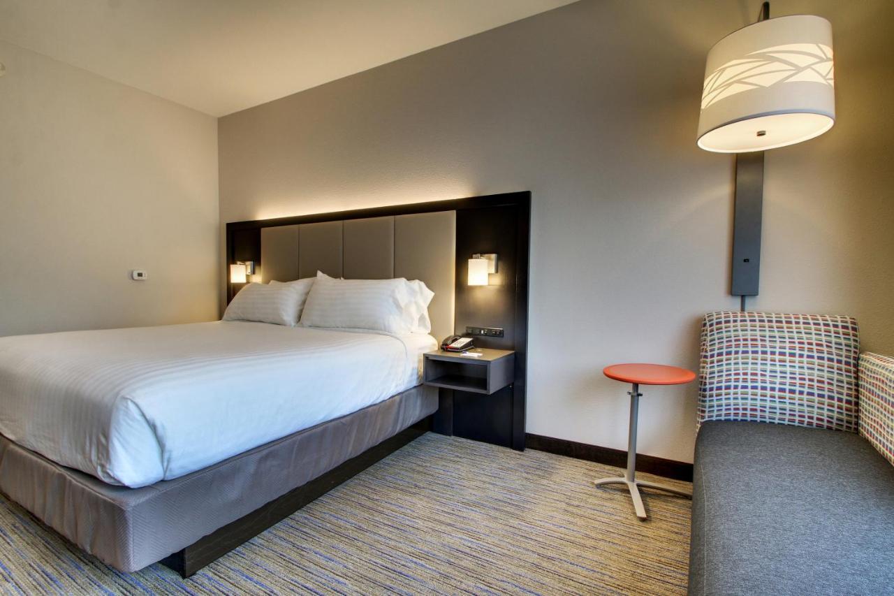 Holiday Inn Express & Suites Charleston Ne Mt Pleasant Us17 By Ihg Mount Pleasant Bagian luar foto