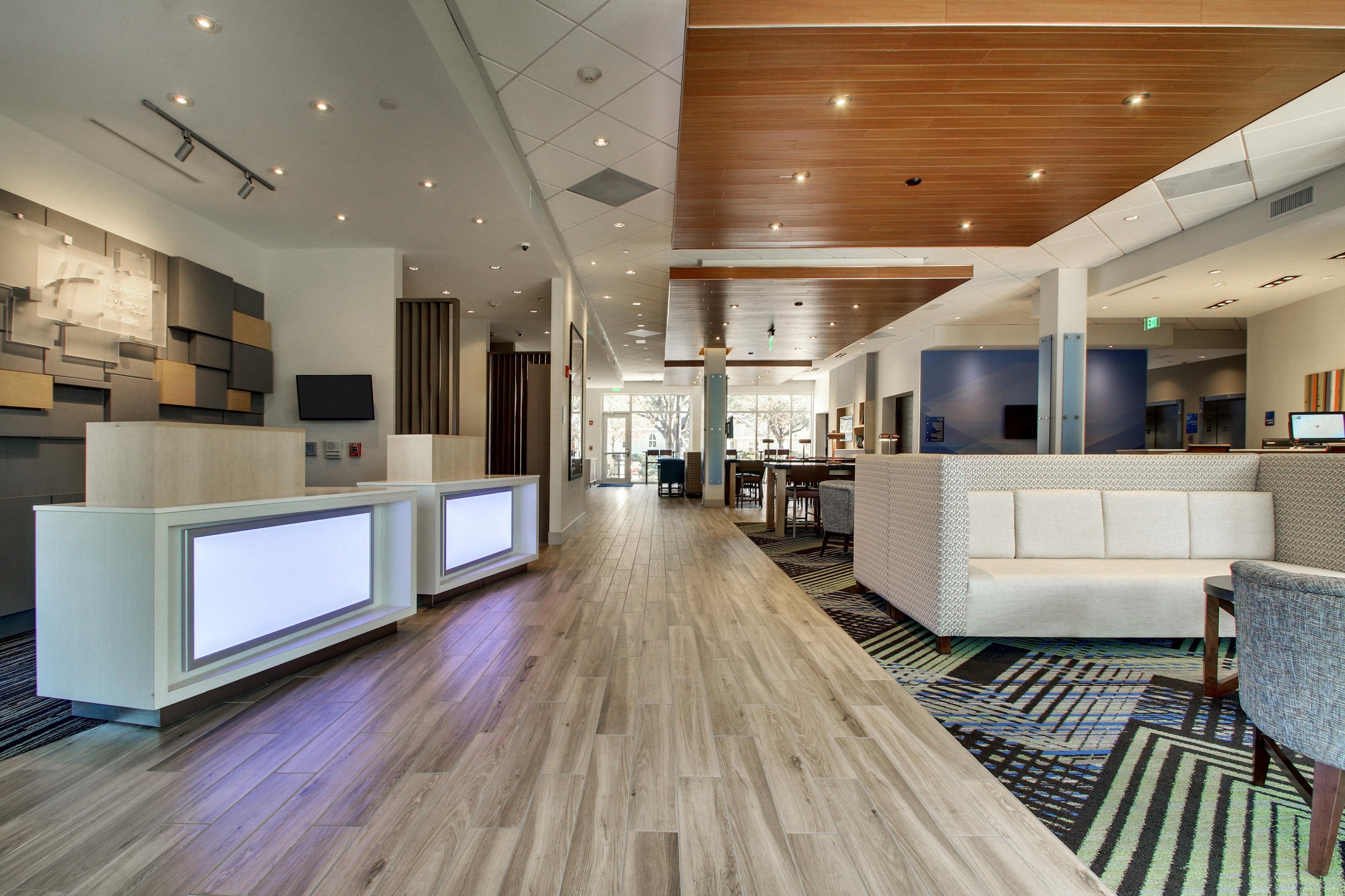 Holiday Inn Express & Suites Charleston Ne Mt Pleasant Us17 By Ihg Mount Pleasant Bagian luar foto