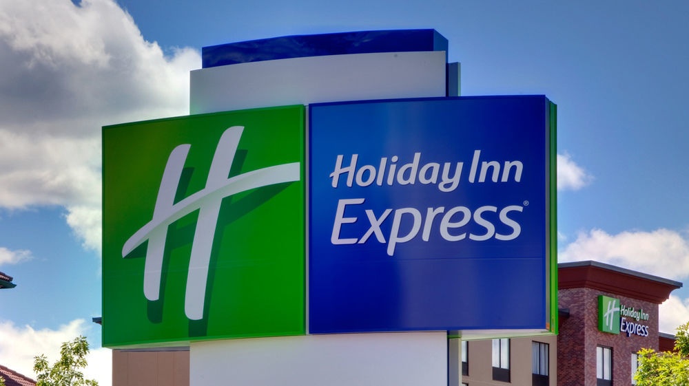 Holiday Inn Express & Suites Charleston Ne Mt Pleasant Us17, An Ihg Hotel Mount Pleasant Bagian luar foto